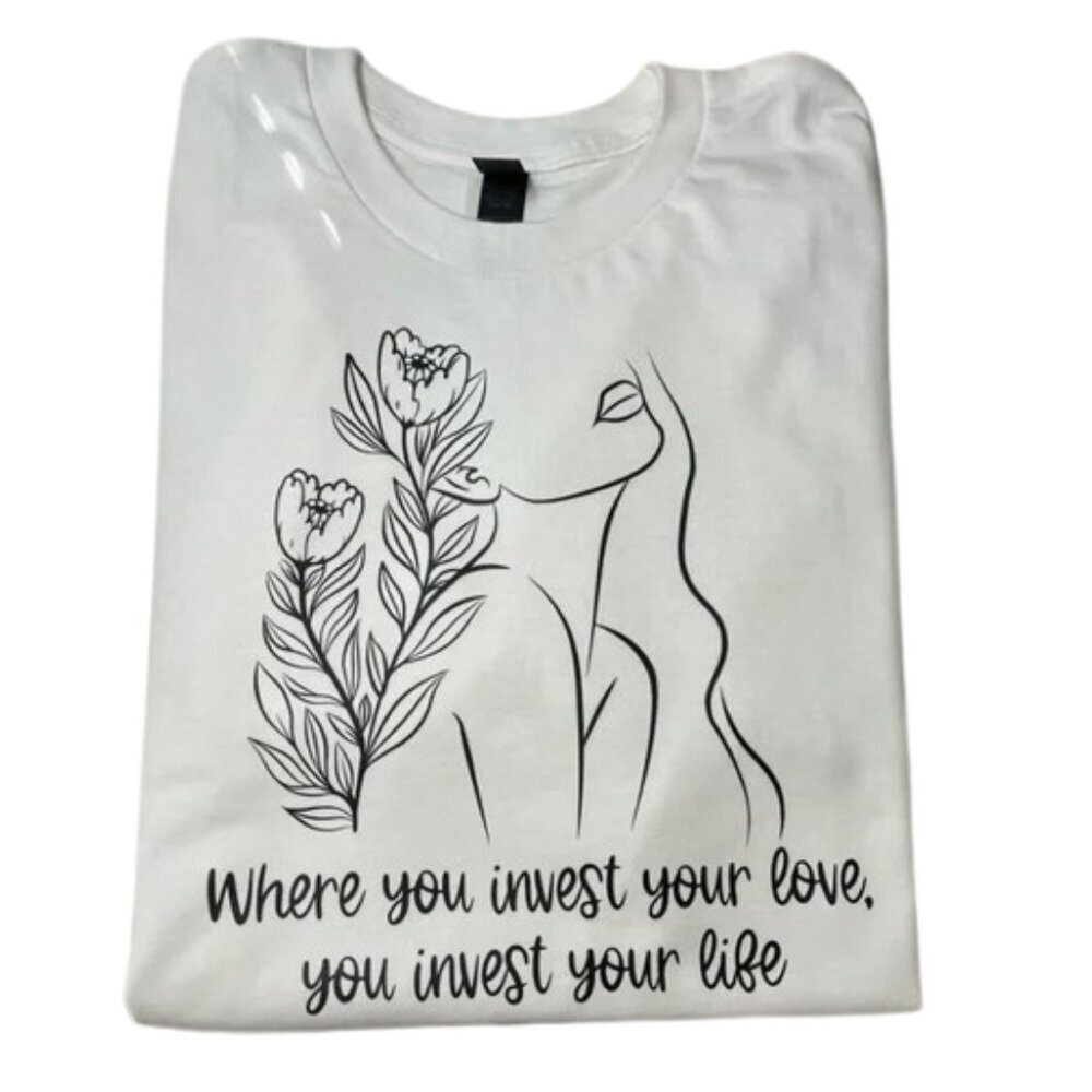 Floral Women with Inspirational Quote NEW white short‎ sleeve shirt